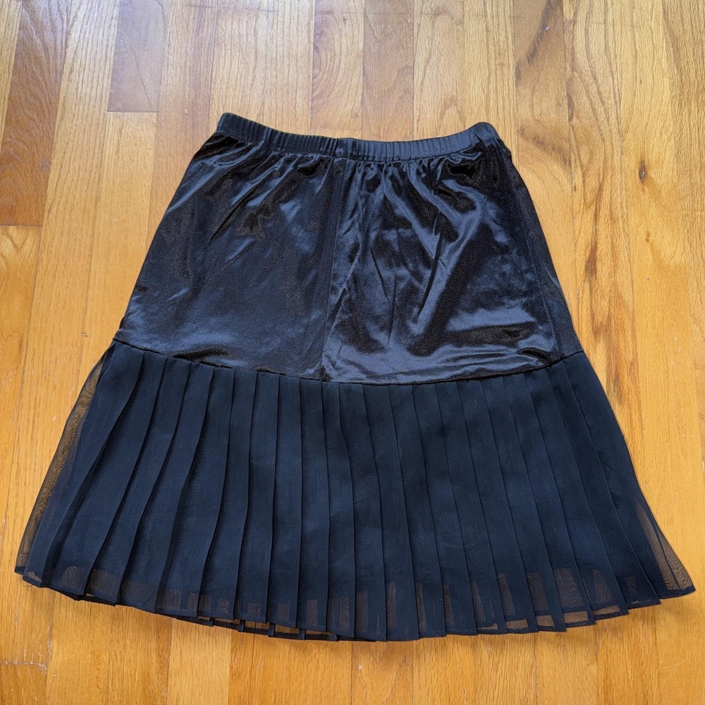 Vintage Black Pleated Slip Skirt S Elastic Waist USA Made Lingerie 80s 90s sheer - Picture 2 of 7